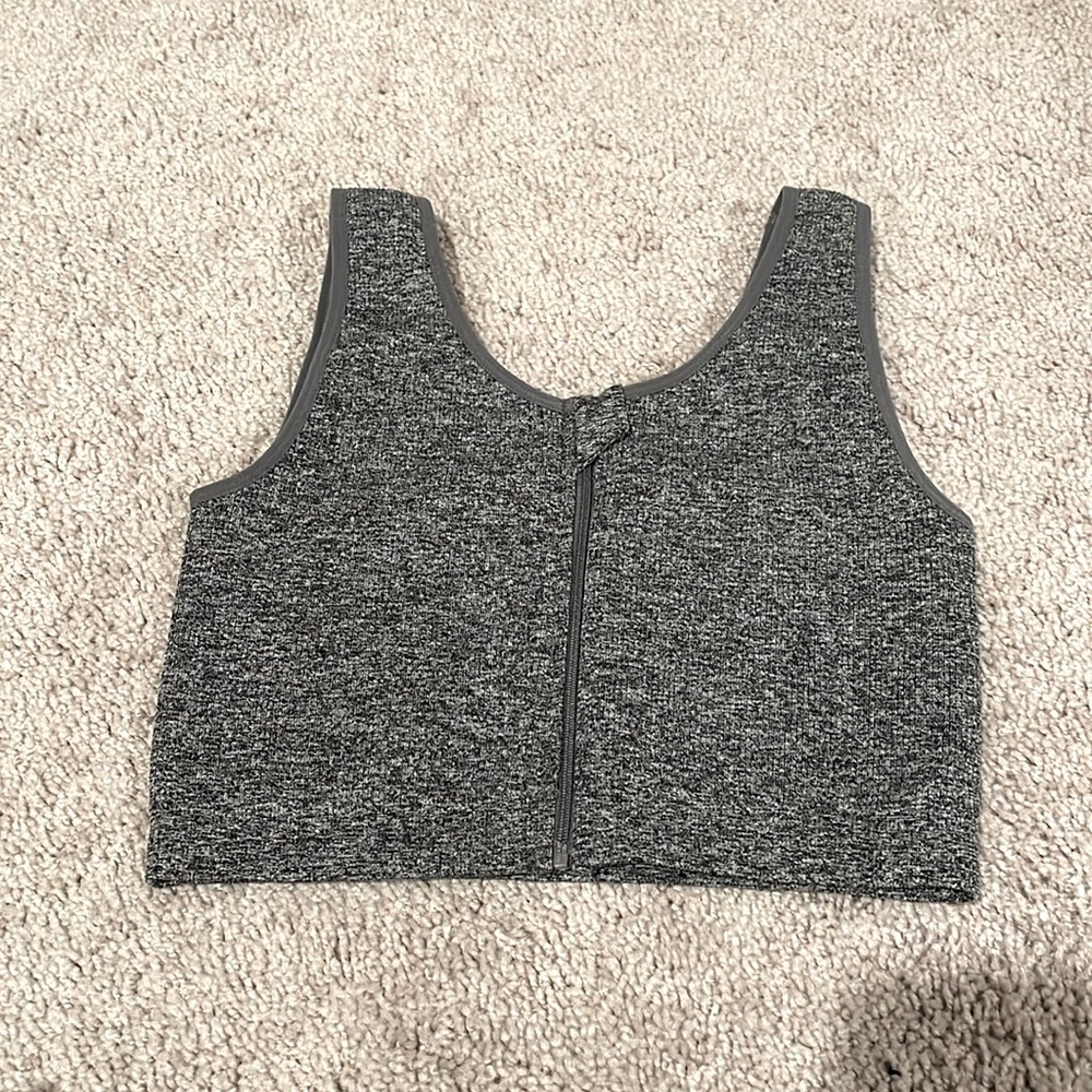 Woman Cali workout bra